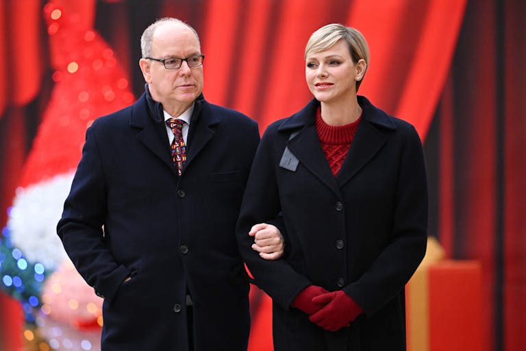 Photo: Stephane Cardinale/PLS Pool/GettyImages MONACO, MONACO - DECEMBER 20: (EDITOR'S NOTE : NO TABLOIDS WEB & PRINT, NO DAILY MAIL, NO DAILY MAIL GROUP, NO VOICI, NO CLOSER) Prince Albert II of Monaco and Princess Charlene of Monaco attend the Christmas Tree at Monaco Palace on December 20, 2023 in Monaco, Monaco.