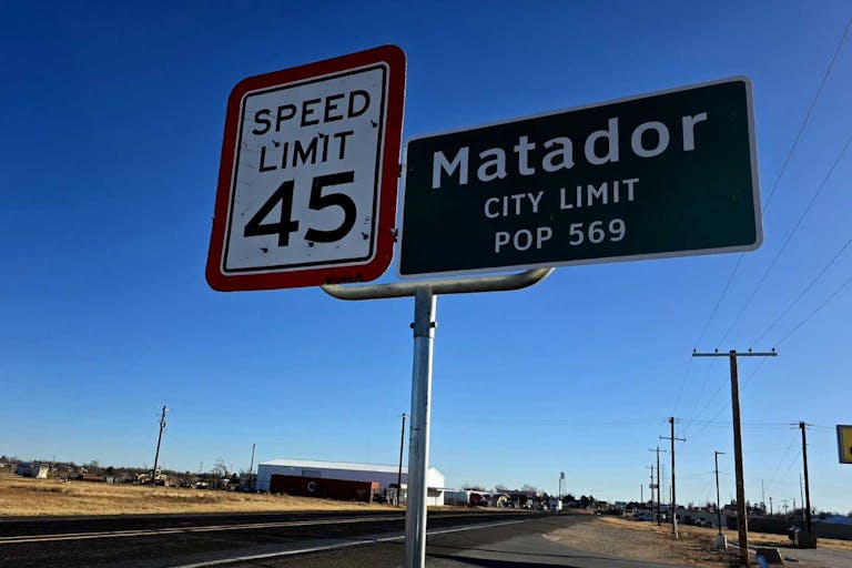 Photo: Matador sign (Mark Lee Dickson) Matador TX sign