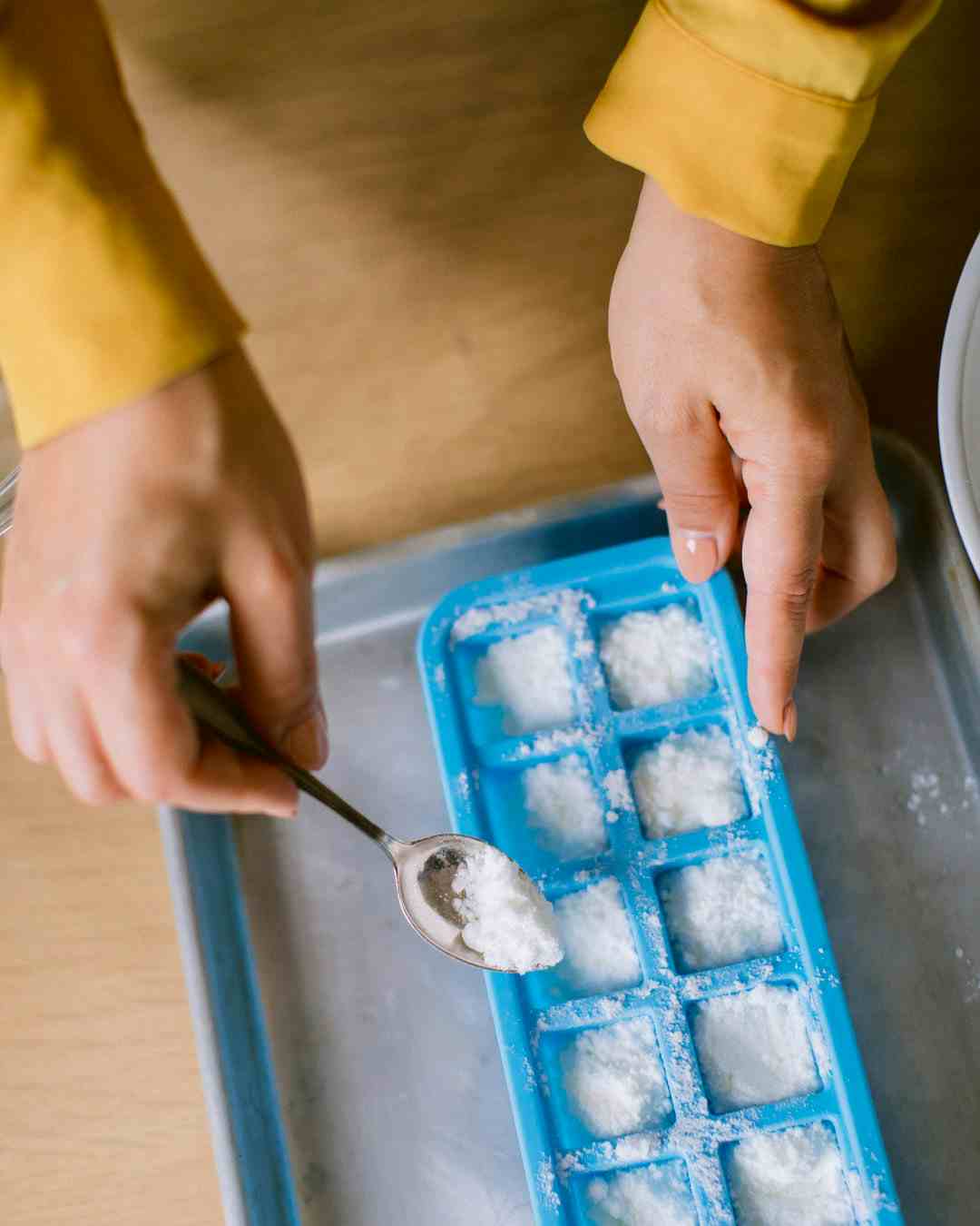 Shower melts with essential oils