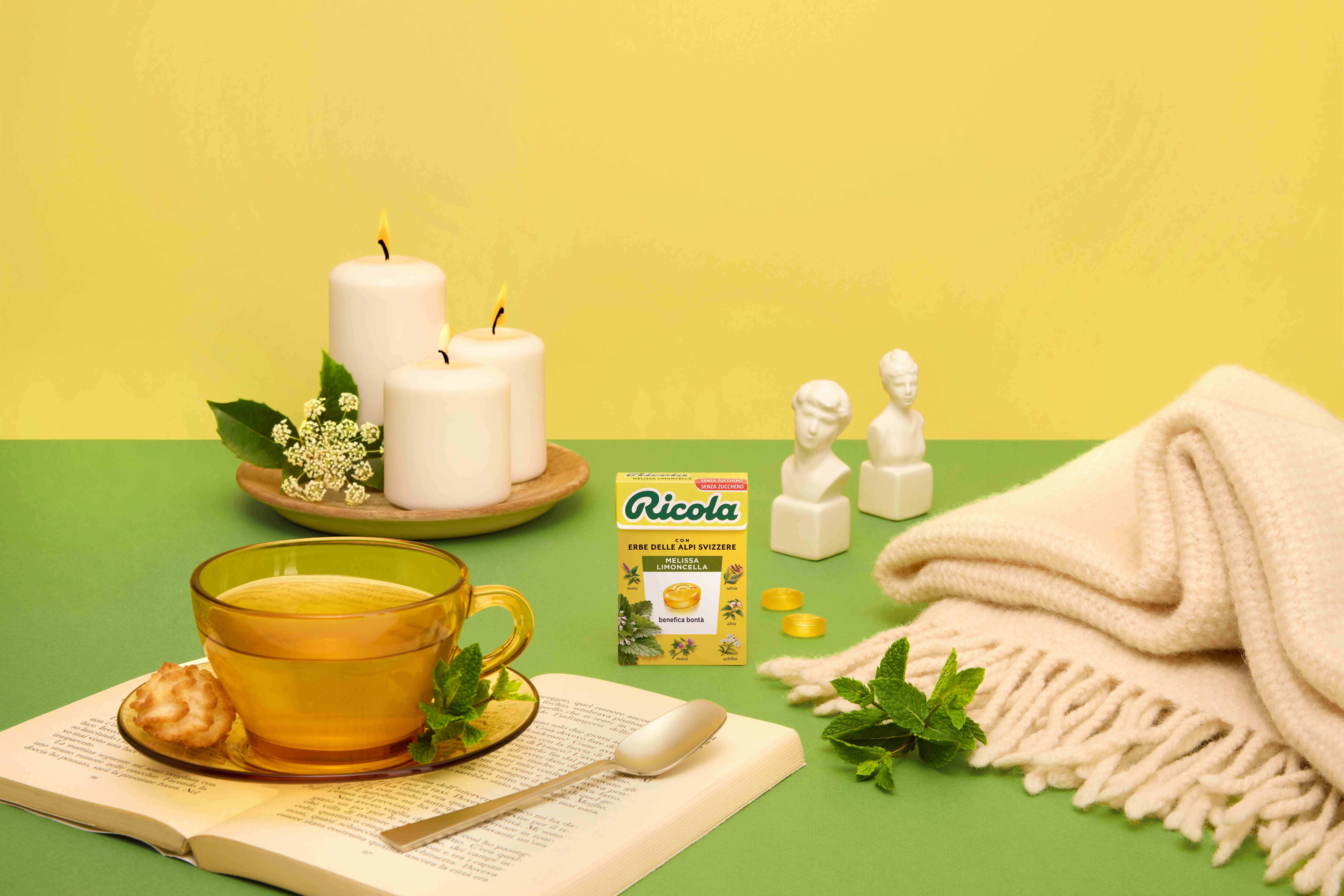 Scatola di gocce al gusto menta e limone