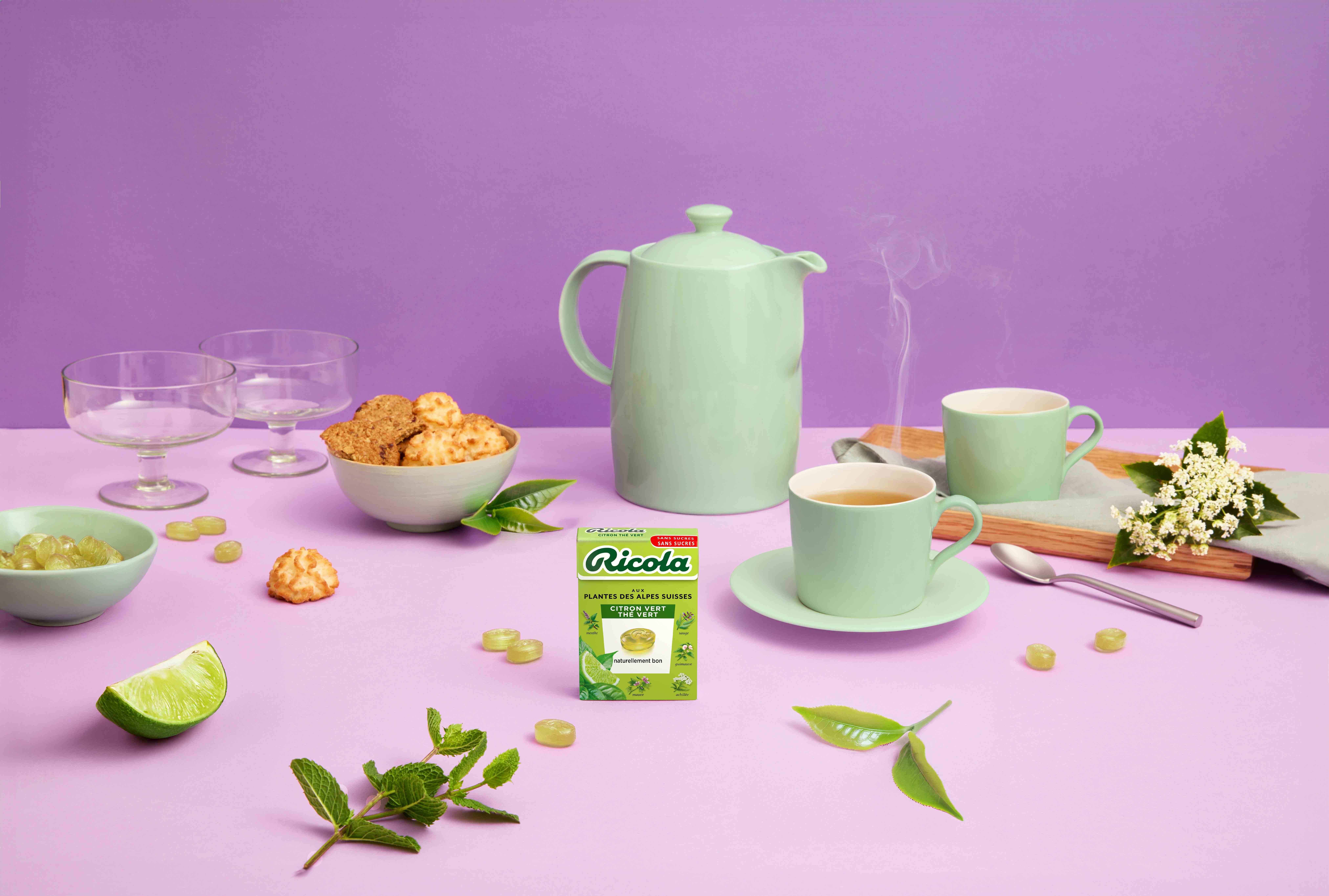 Box of Green tea lime