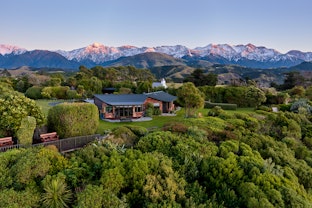 Mangamaunu retreat at dusk
