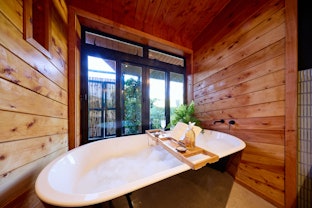 Bath at Surfwatch House