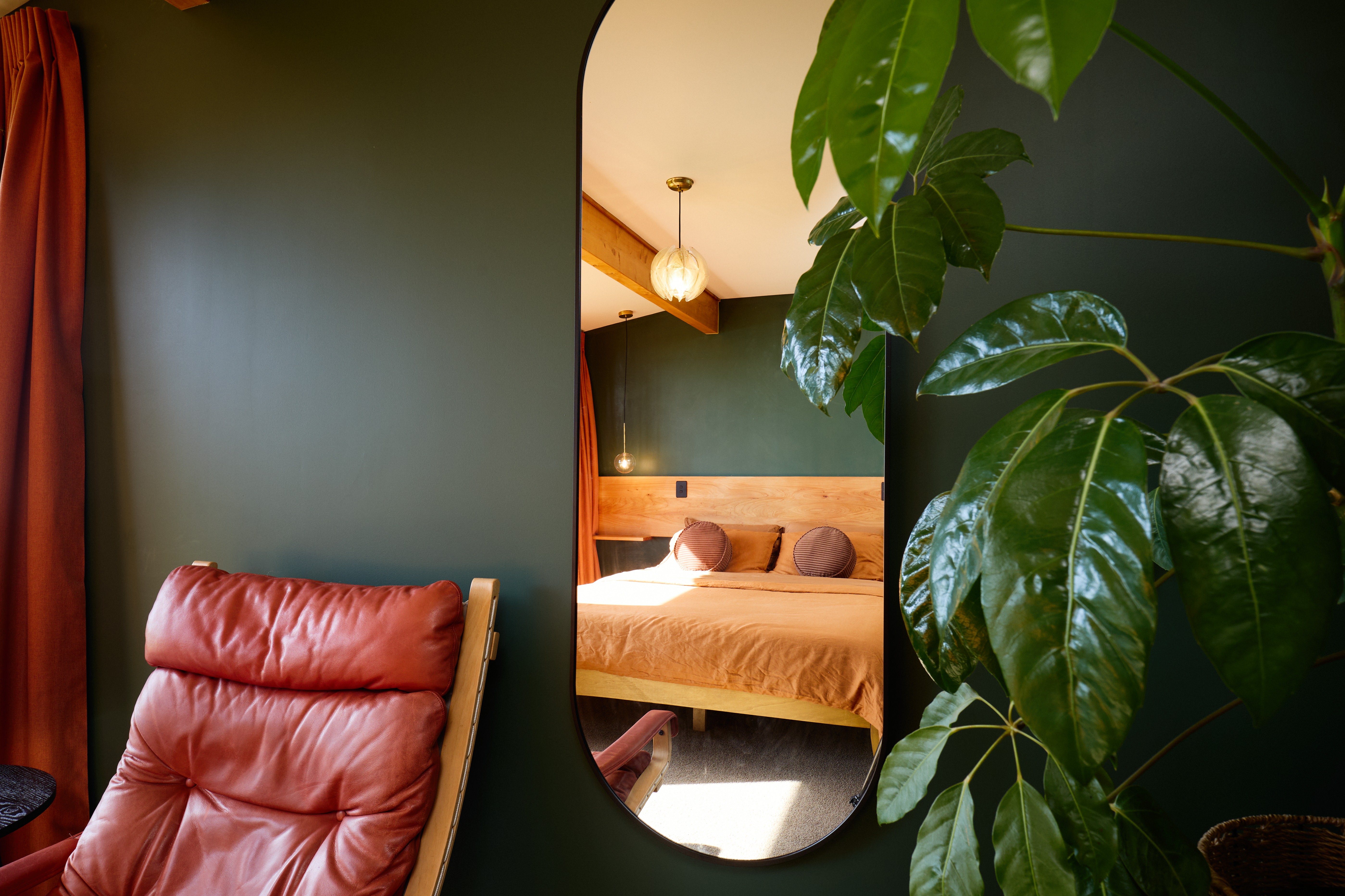 surfwatch bedroom 1