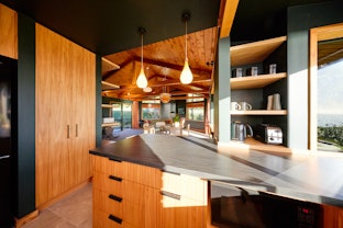 Kitchen + lounge