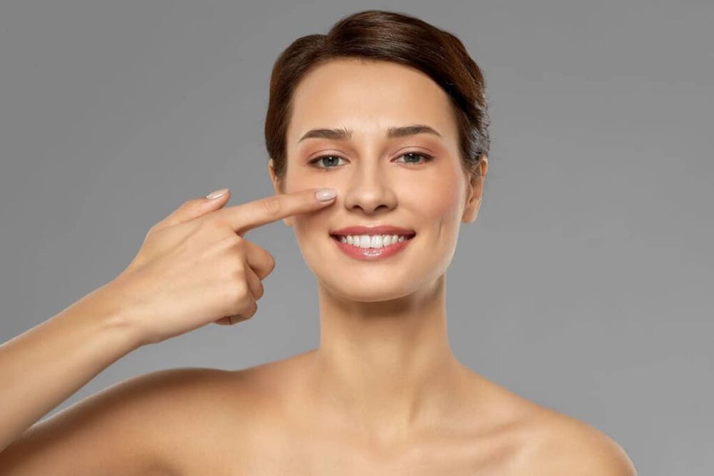 Patients can expect some swelling and discomfort, but these symptoms usually subside within a few days