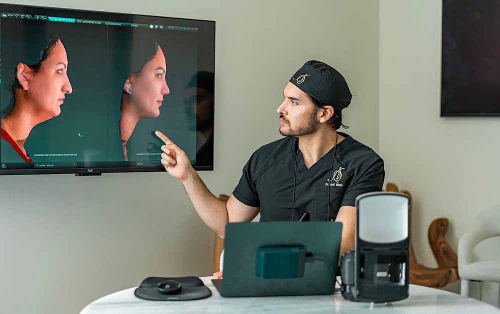 doctor showing results