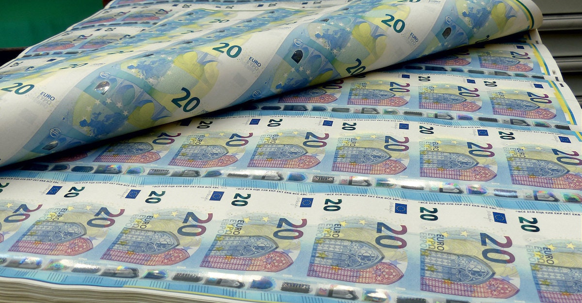Helicopter Money will be Spent, Economists Unanimously Find