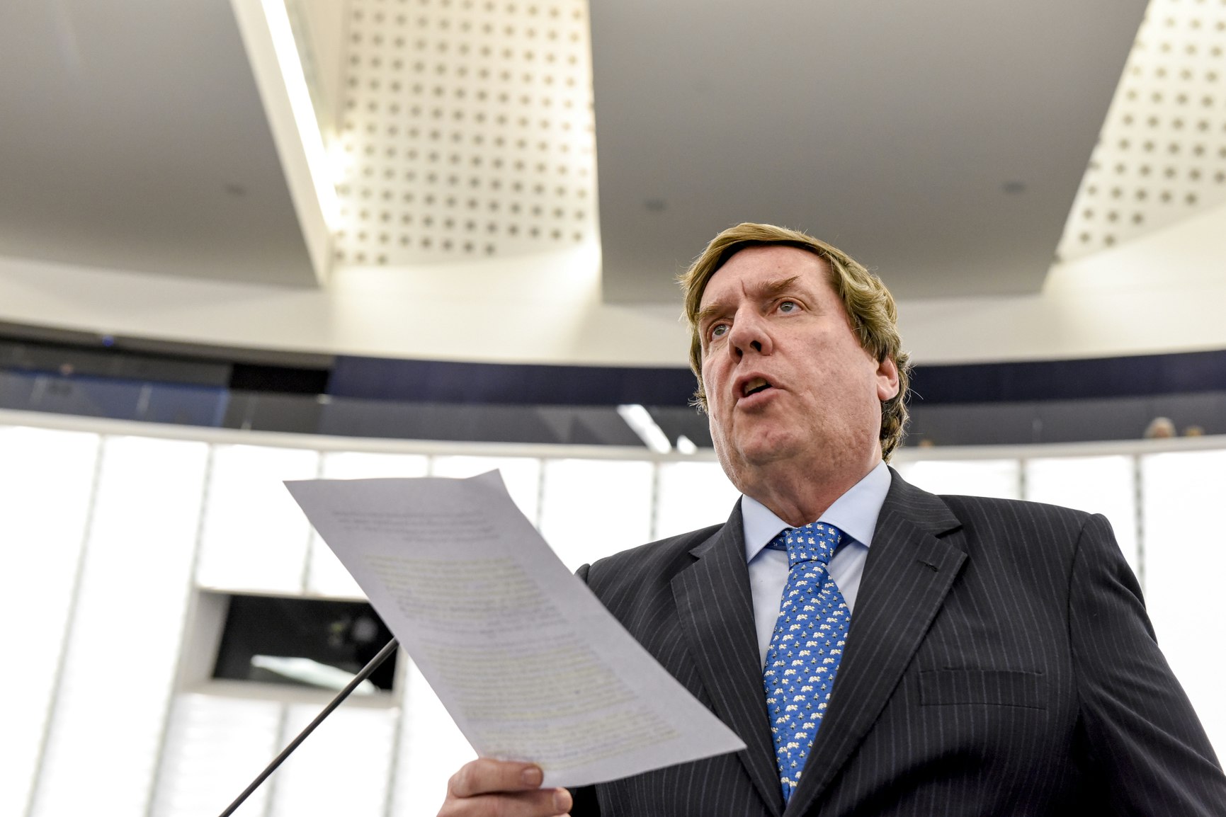 European Parliament’s ECON Committee wants a green ECB