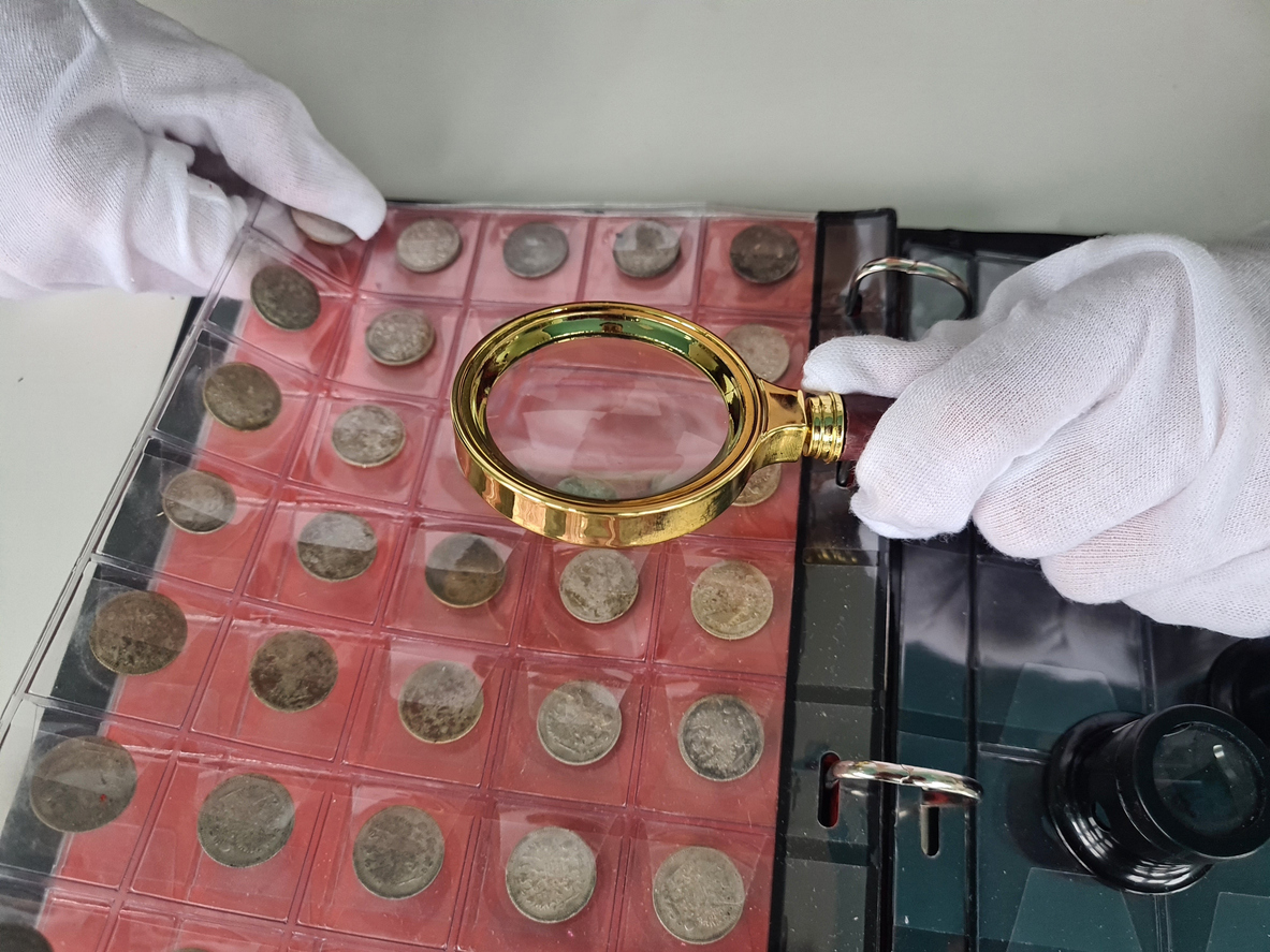 Specialised coverage for your valuable items such as jewellery, art collections, antiques, and more, preserving their financial and sentimental value