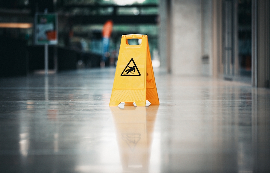 wet floor sign