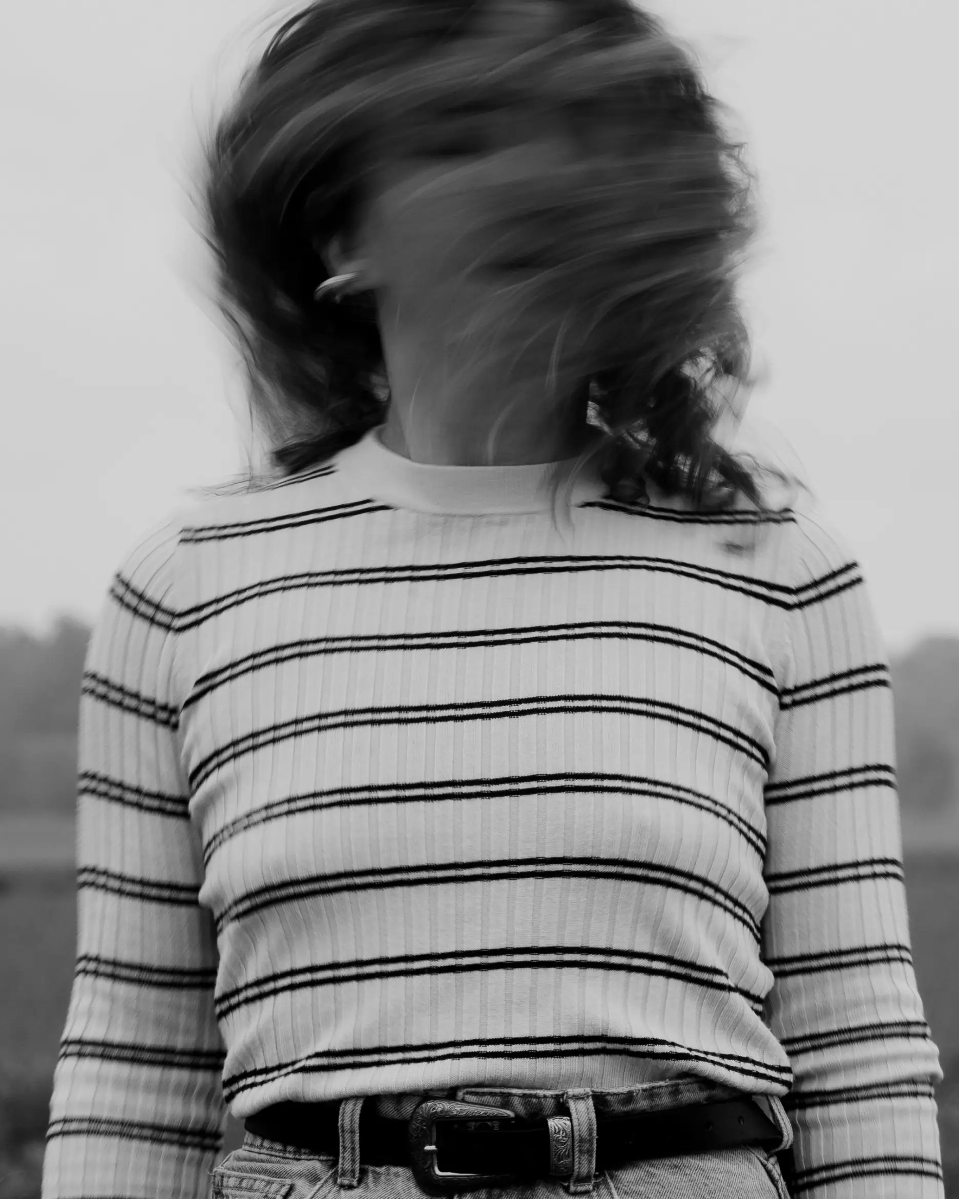 Picture of a girl shaking her head Picture of a girl shaking her head