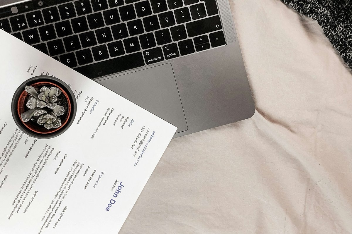 Hero image for article 'How to write a resume that stands out: tips for latinos in Australia'