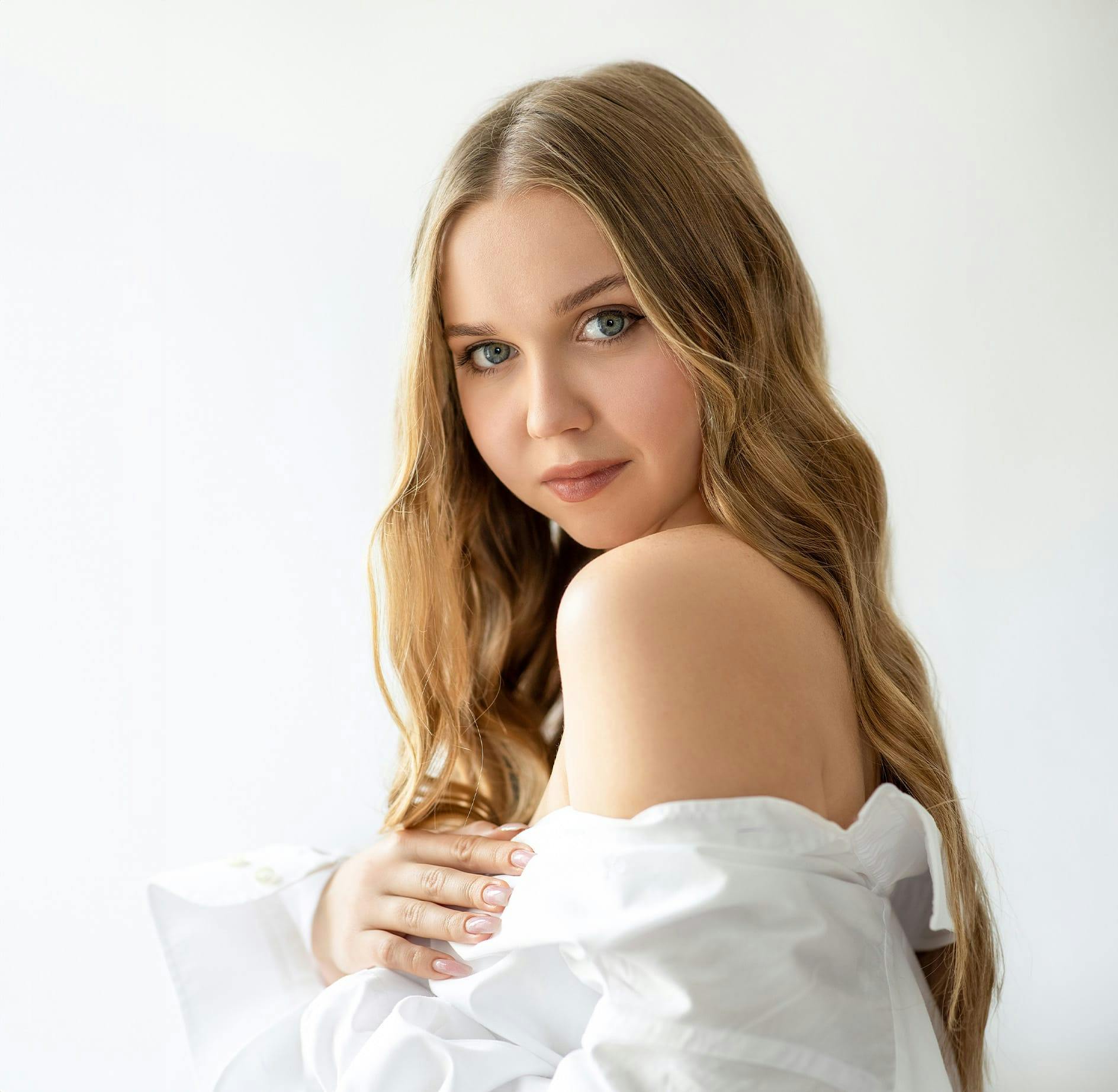 Woman showing off bare shoulder