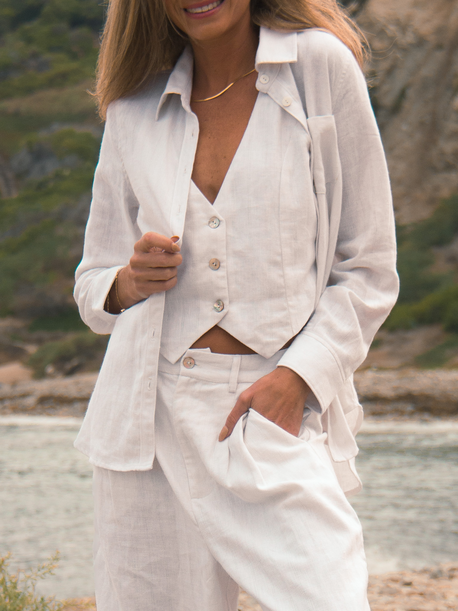 how to wear a dress shirt women White Shirt Styling Ideas