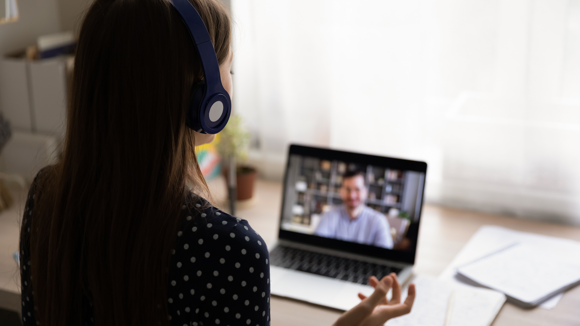 How to engage with newly hired remote employees banner