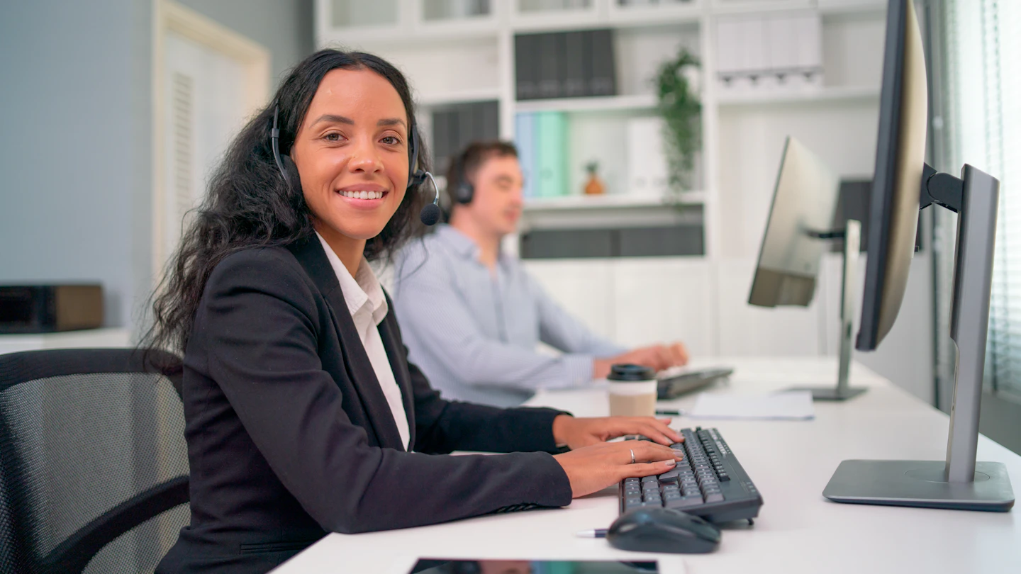 PSK STEM Woman on computer