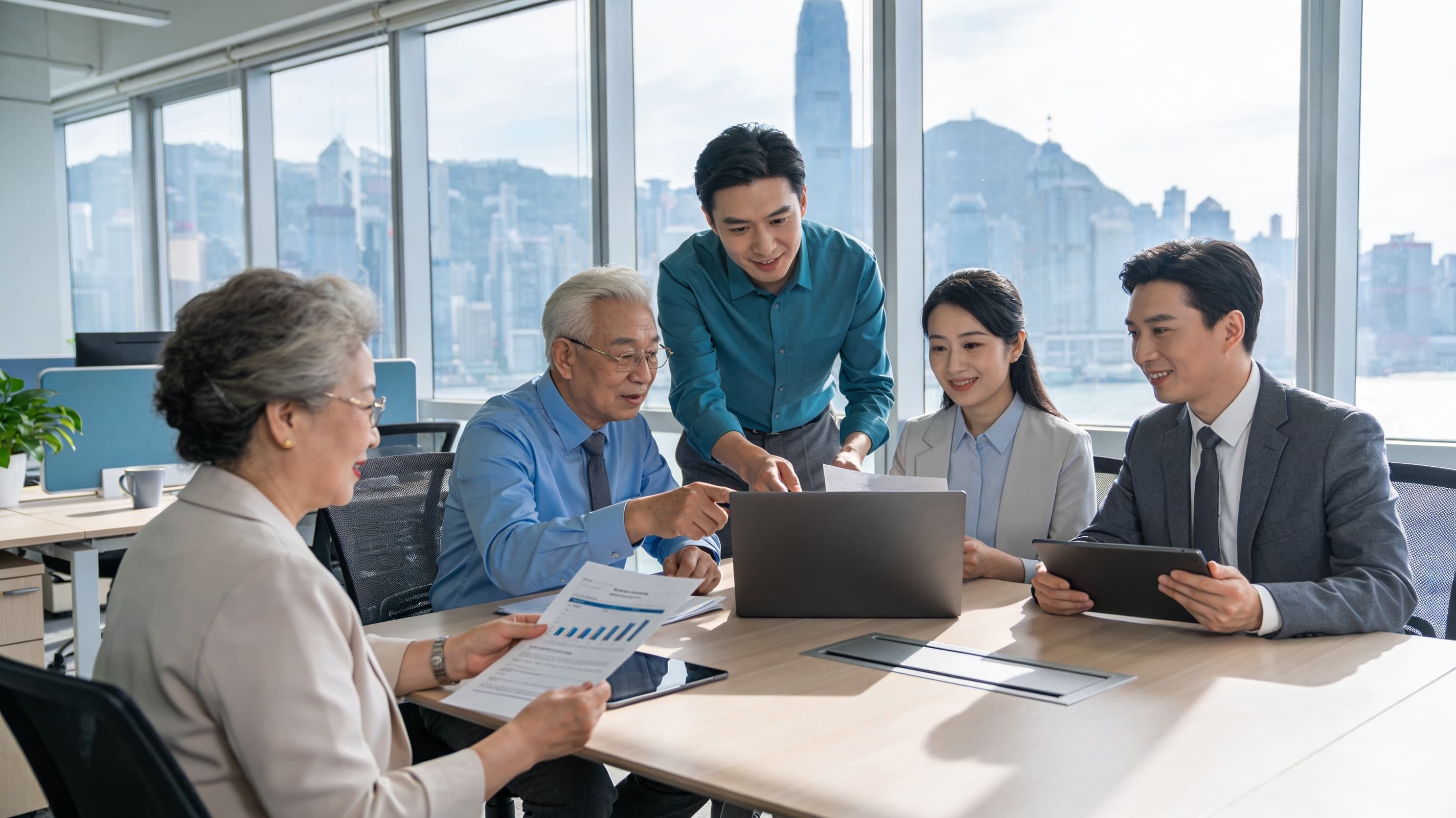 the application process for mainland residents to work in Hong Kong