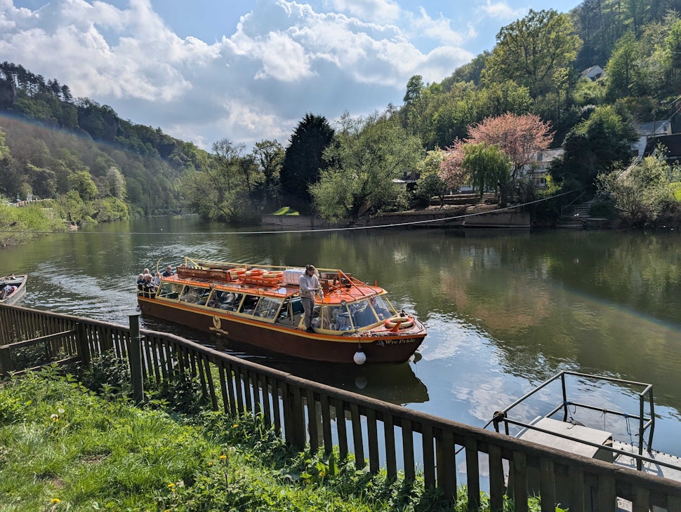 Kingfisher Cruise Approaching Dock
