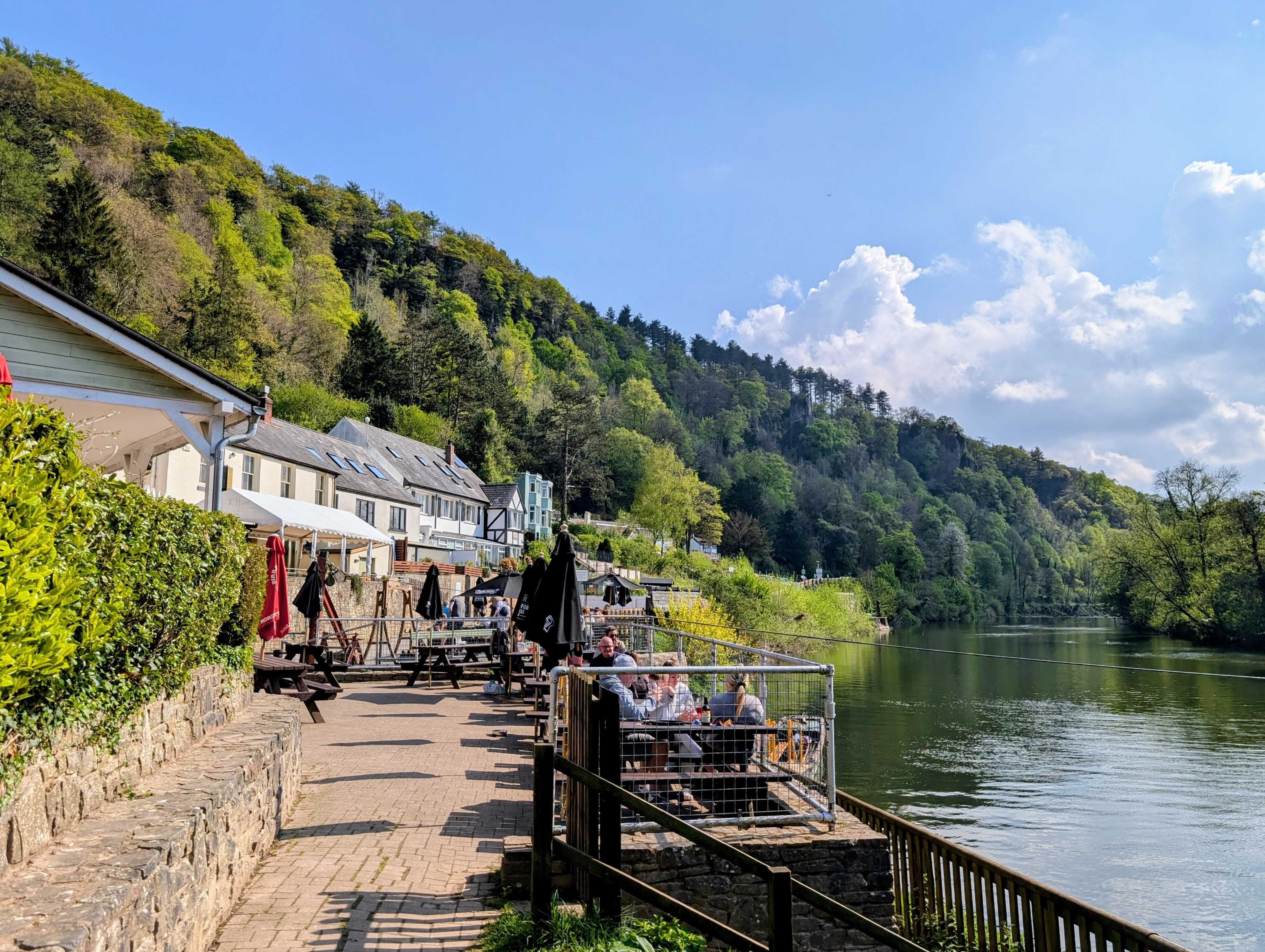 Saracens Head River View