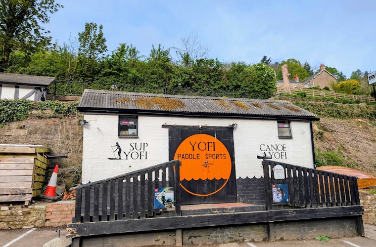 Ye Old Ferrie Inn Paddle