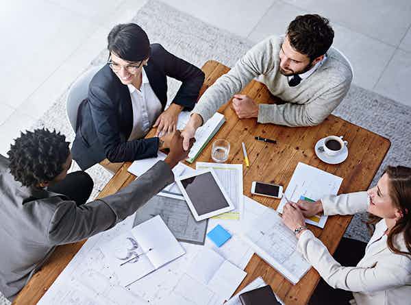 Human Resources meeting to establish business partnership
