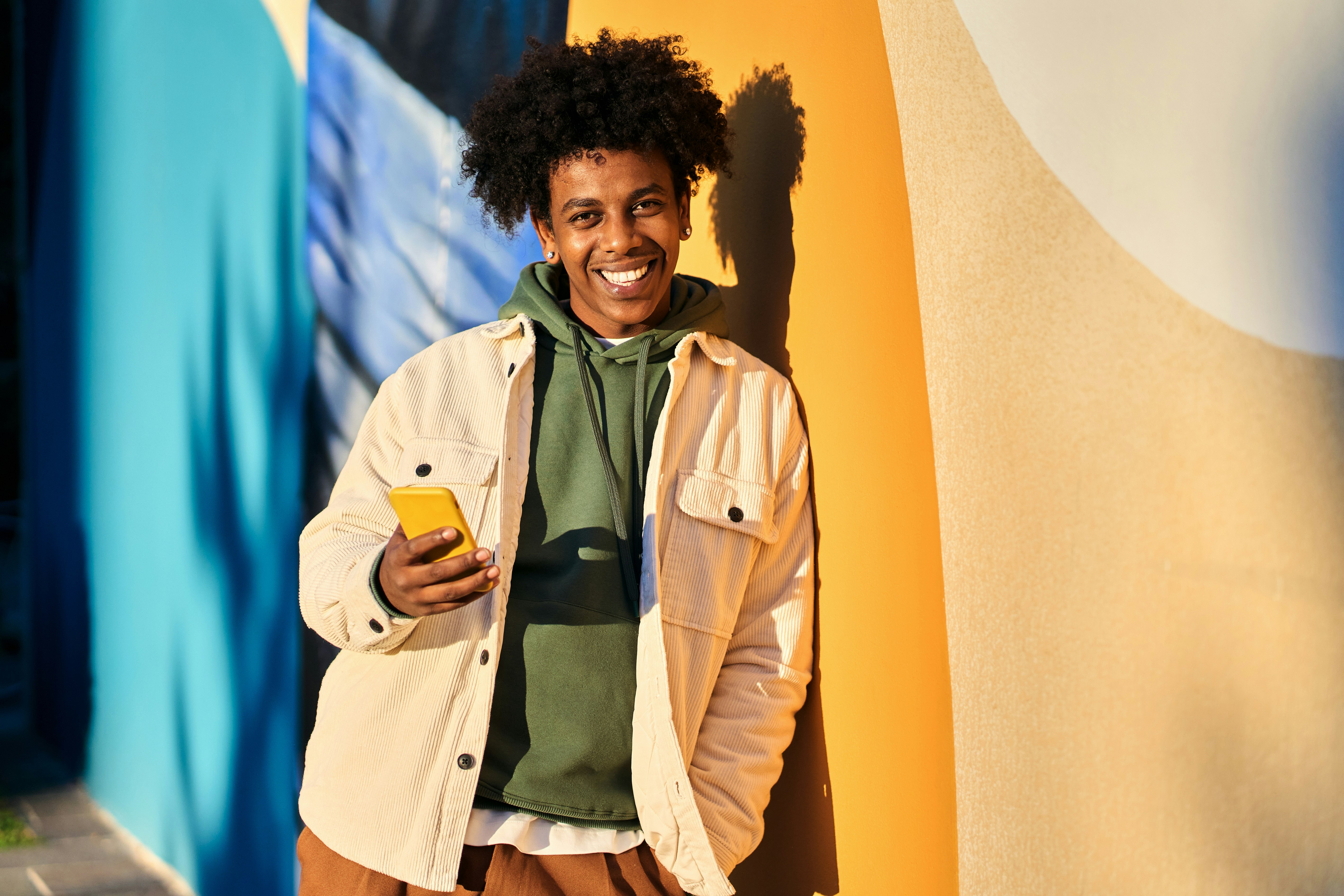 Un ragazzo usa Satispay anche se è minorenne