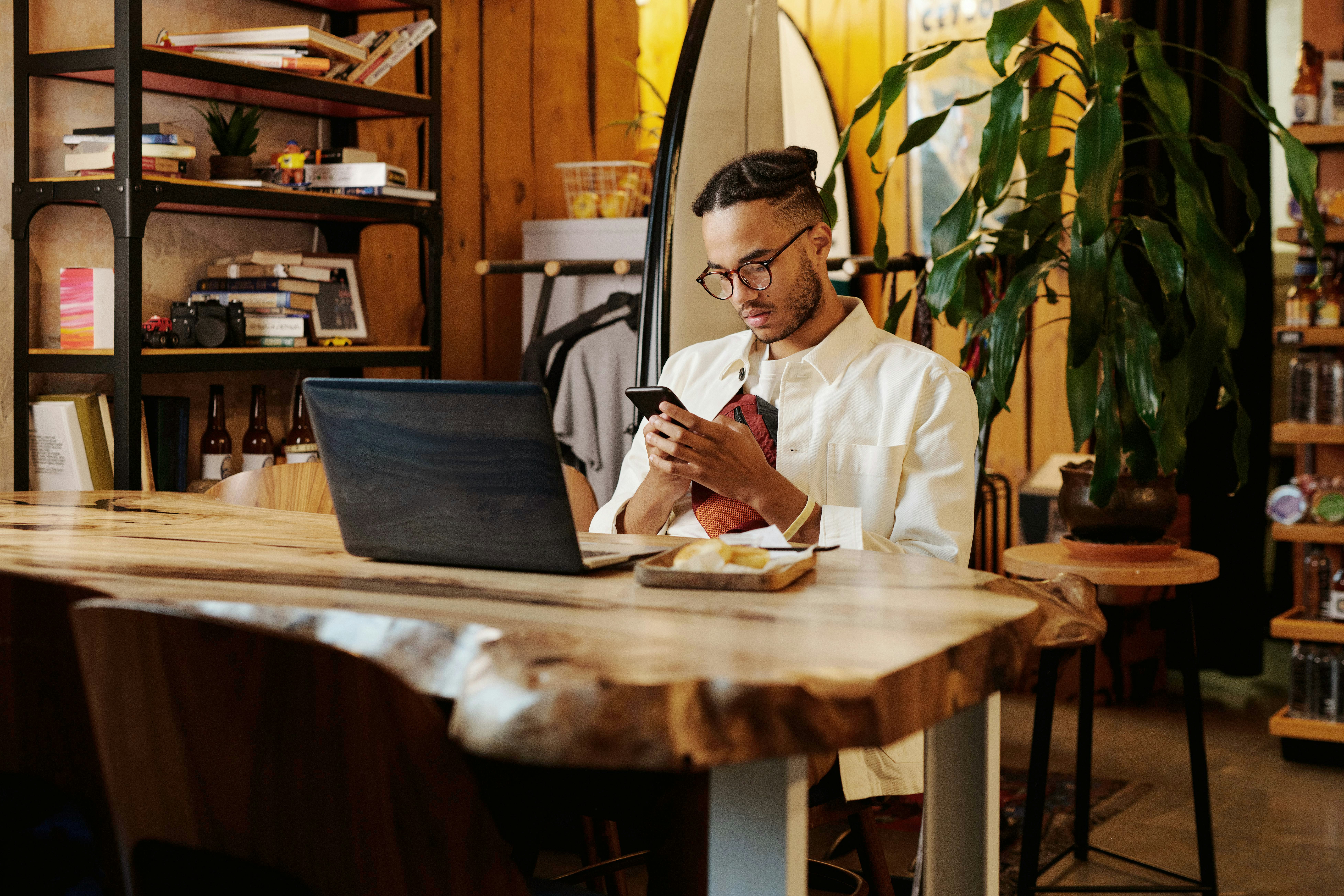 Un cliente manda un pagamento con l'app Satispay