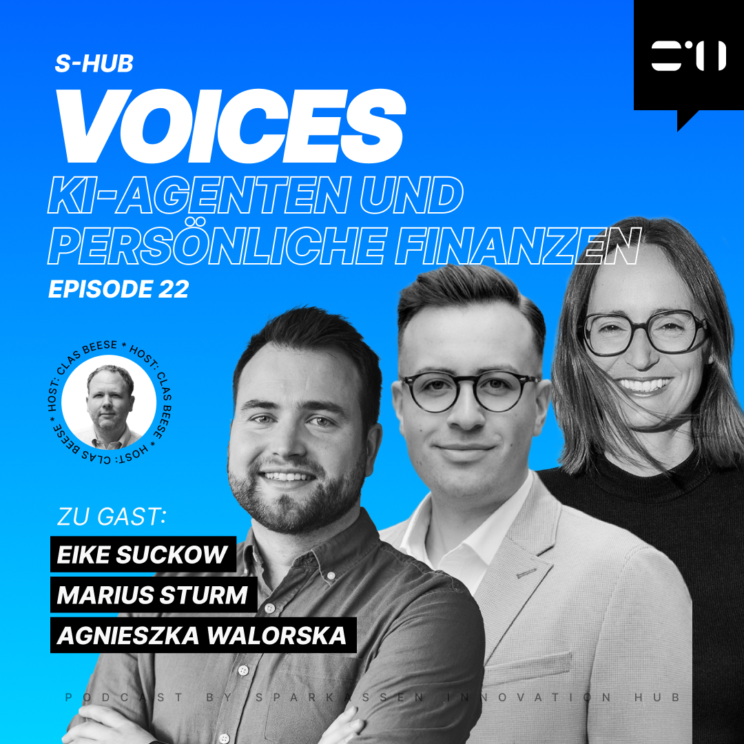 Cover VOICES Podcast Episode 22 mit Agnieszka Walorska, Marius Sturm, Eike Suckow und Host Clas Beese