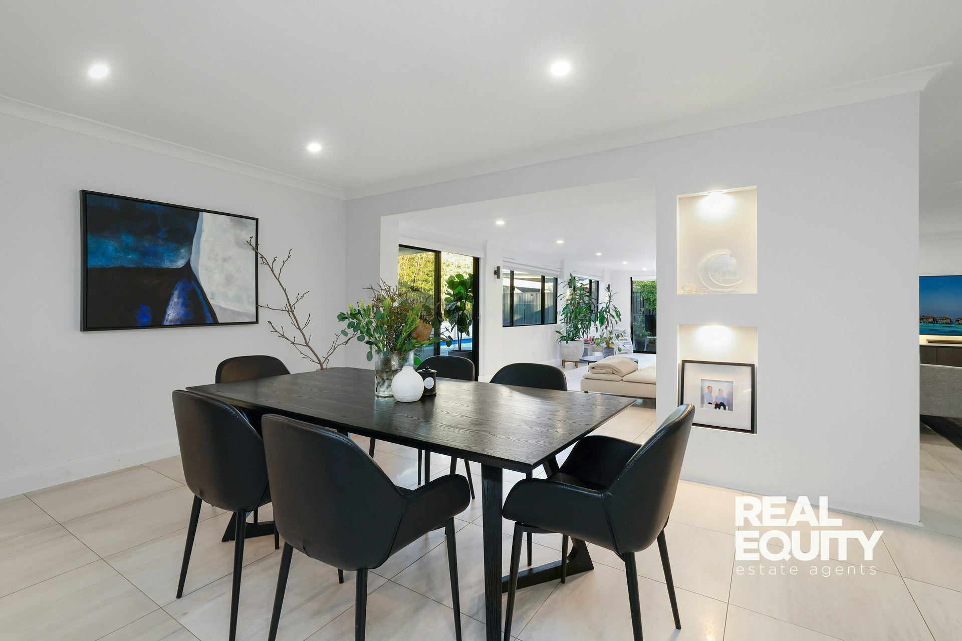 Image of dining room