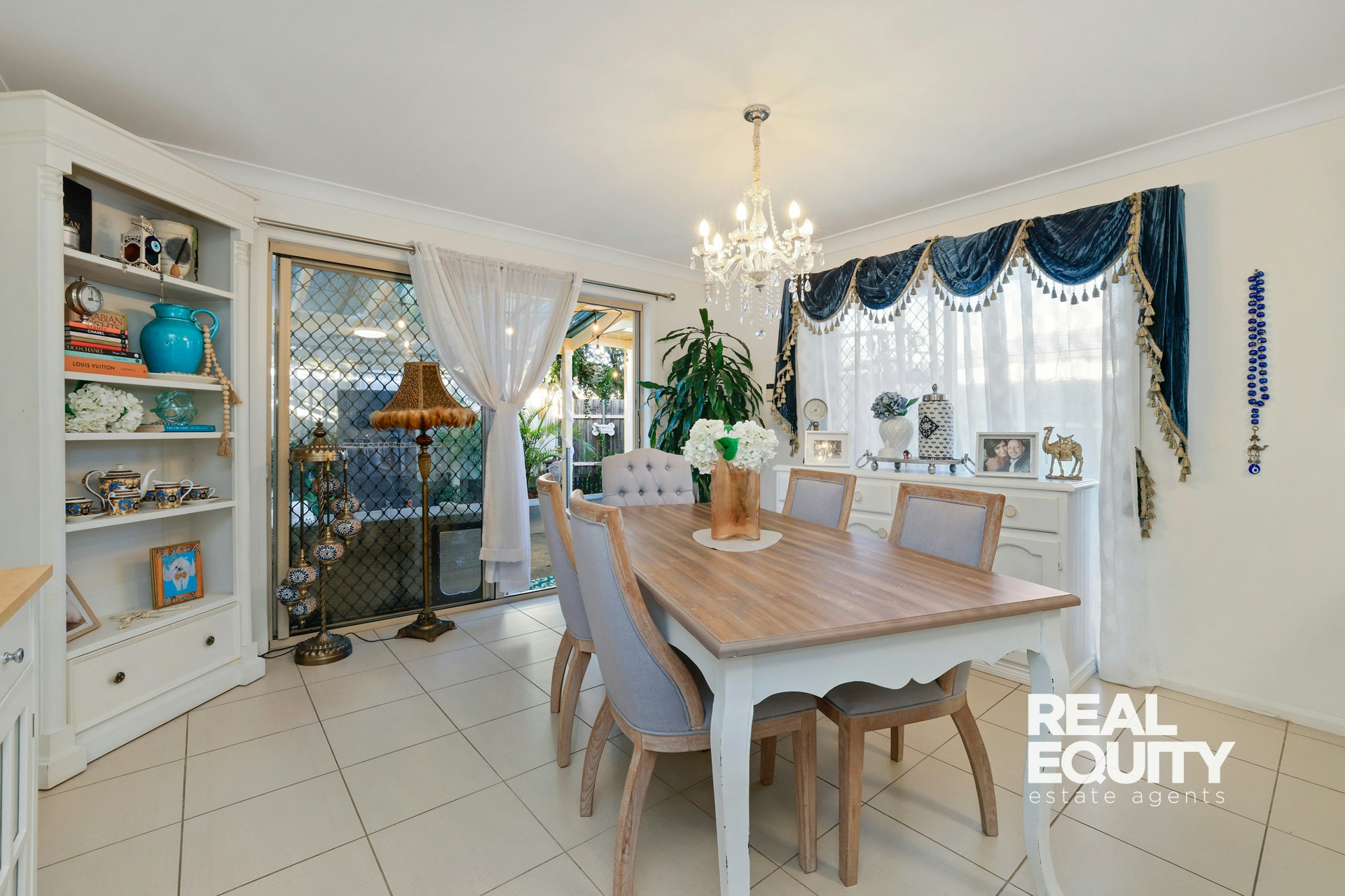 Image of dining room
