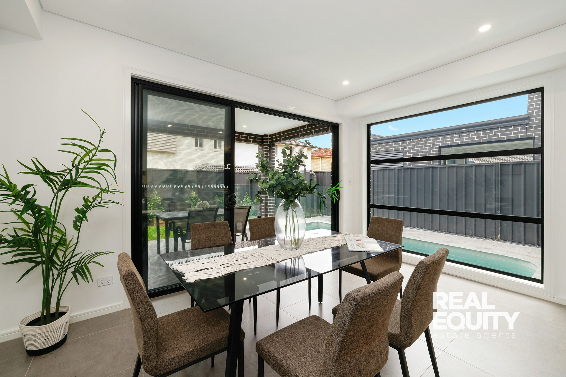 Image of dining room