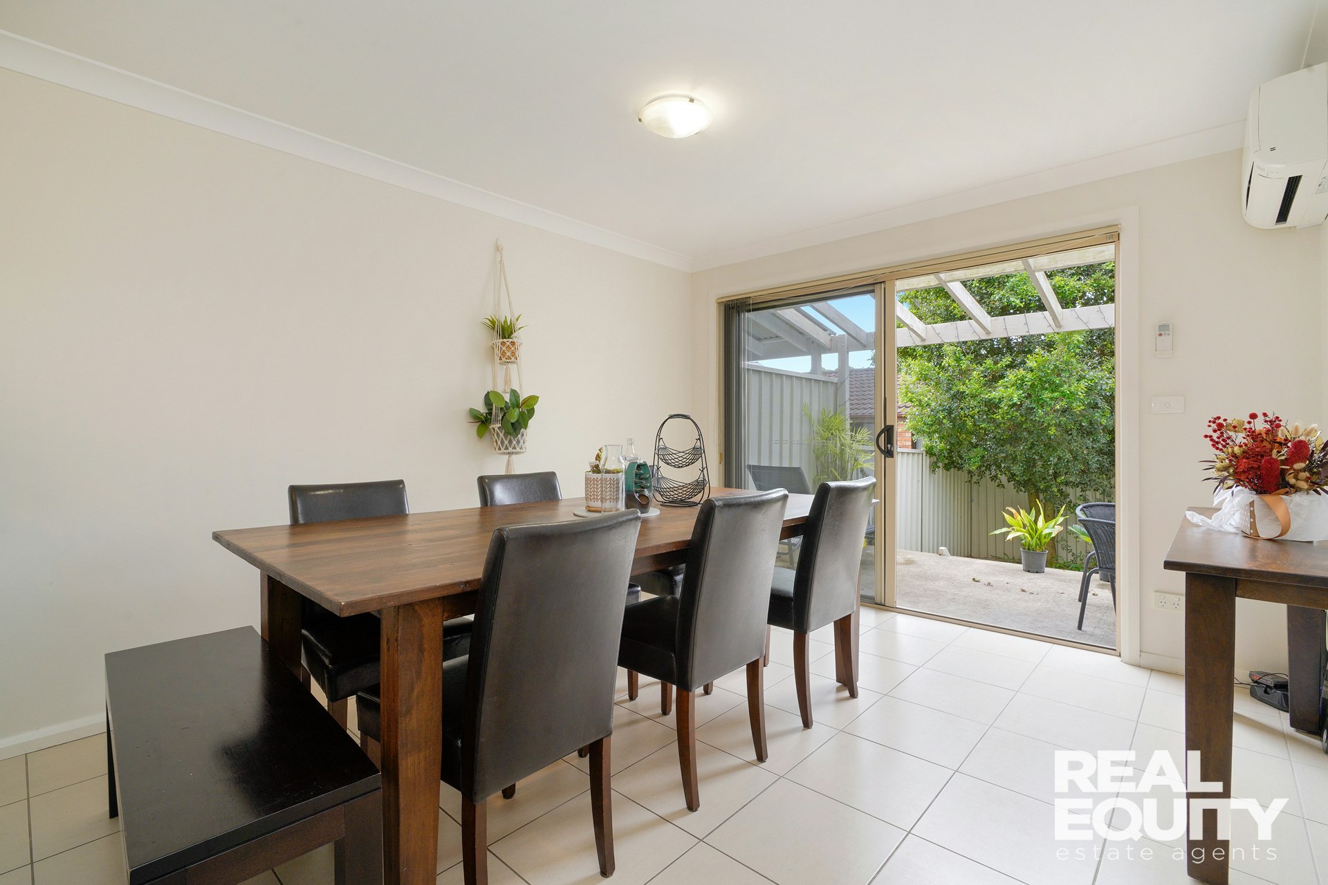 Image of dining room