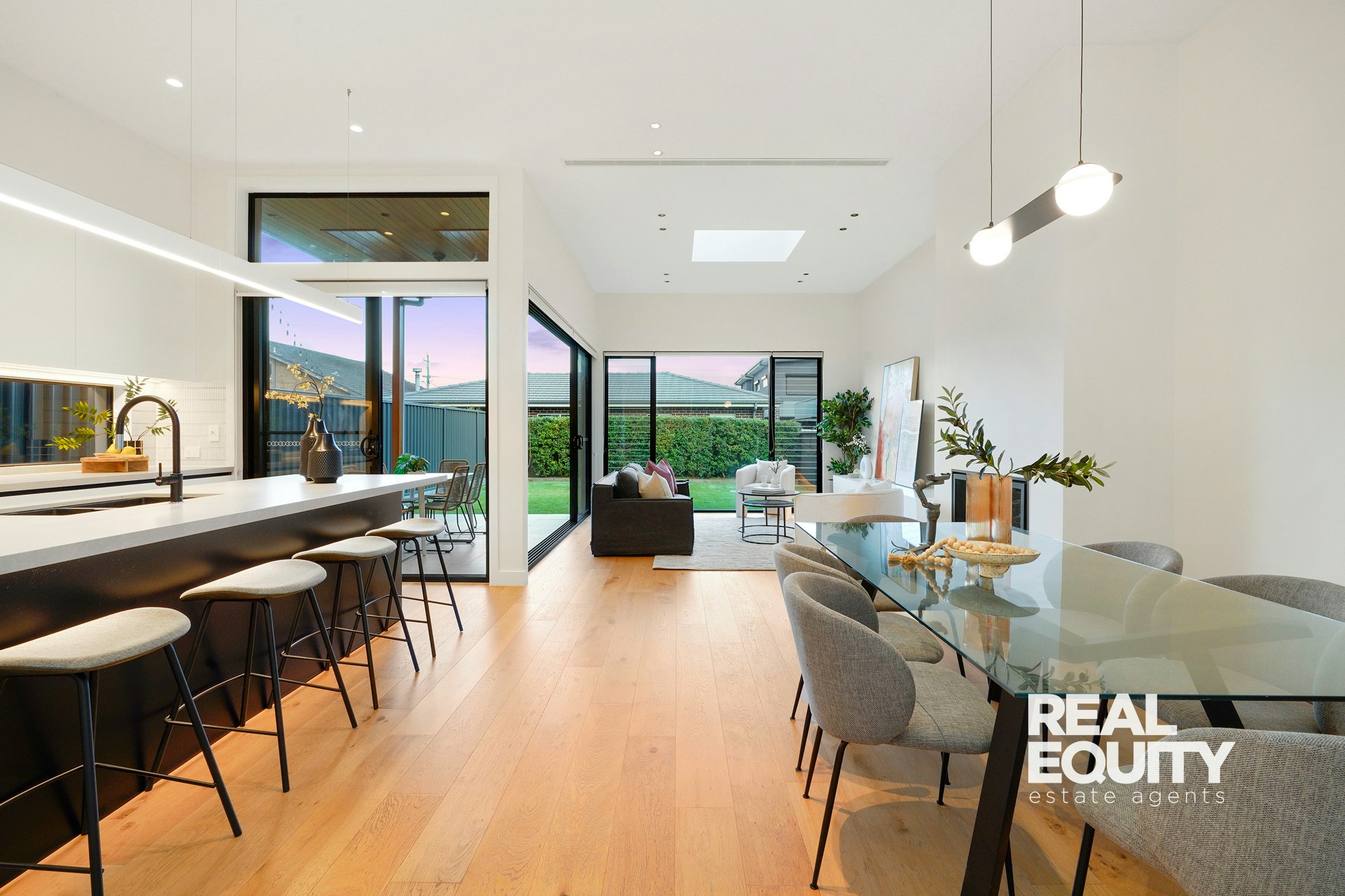 Image of dining room