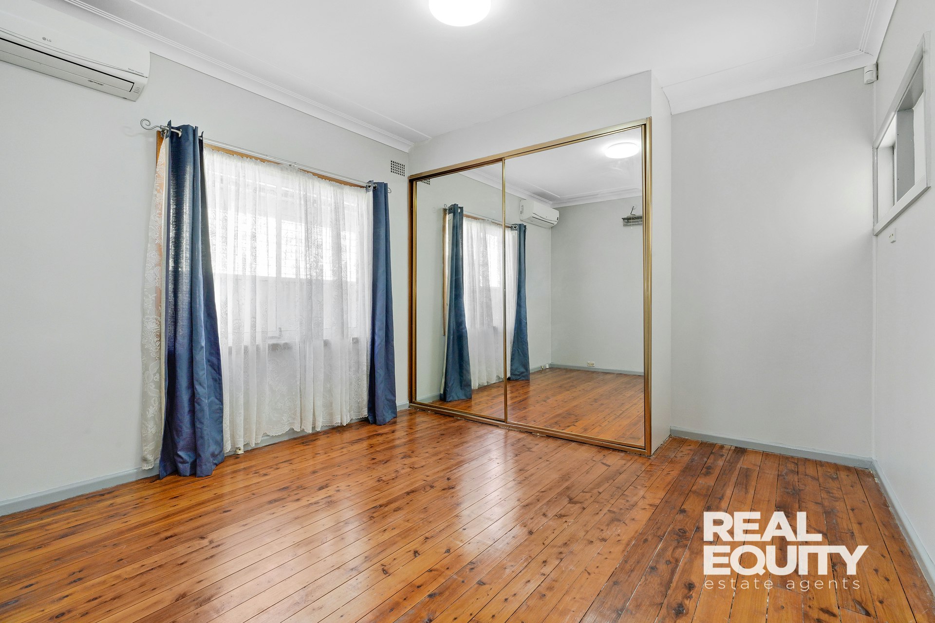 Image of floor
