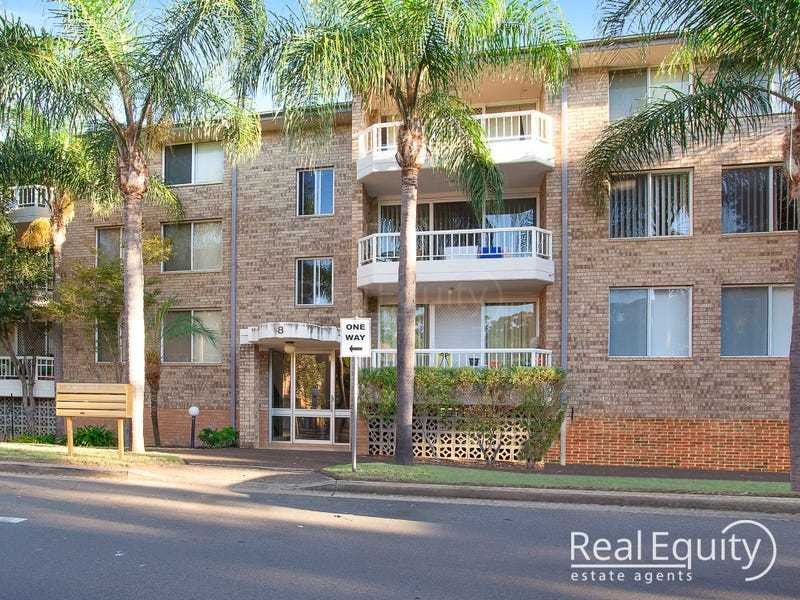 Image of apartment building