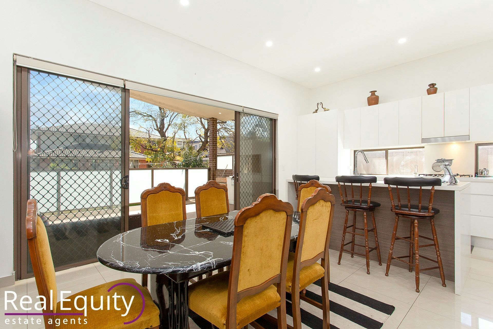 Image of dining room