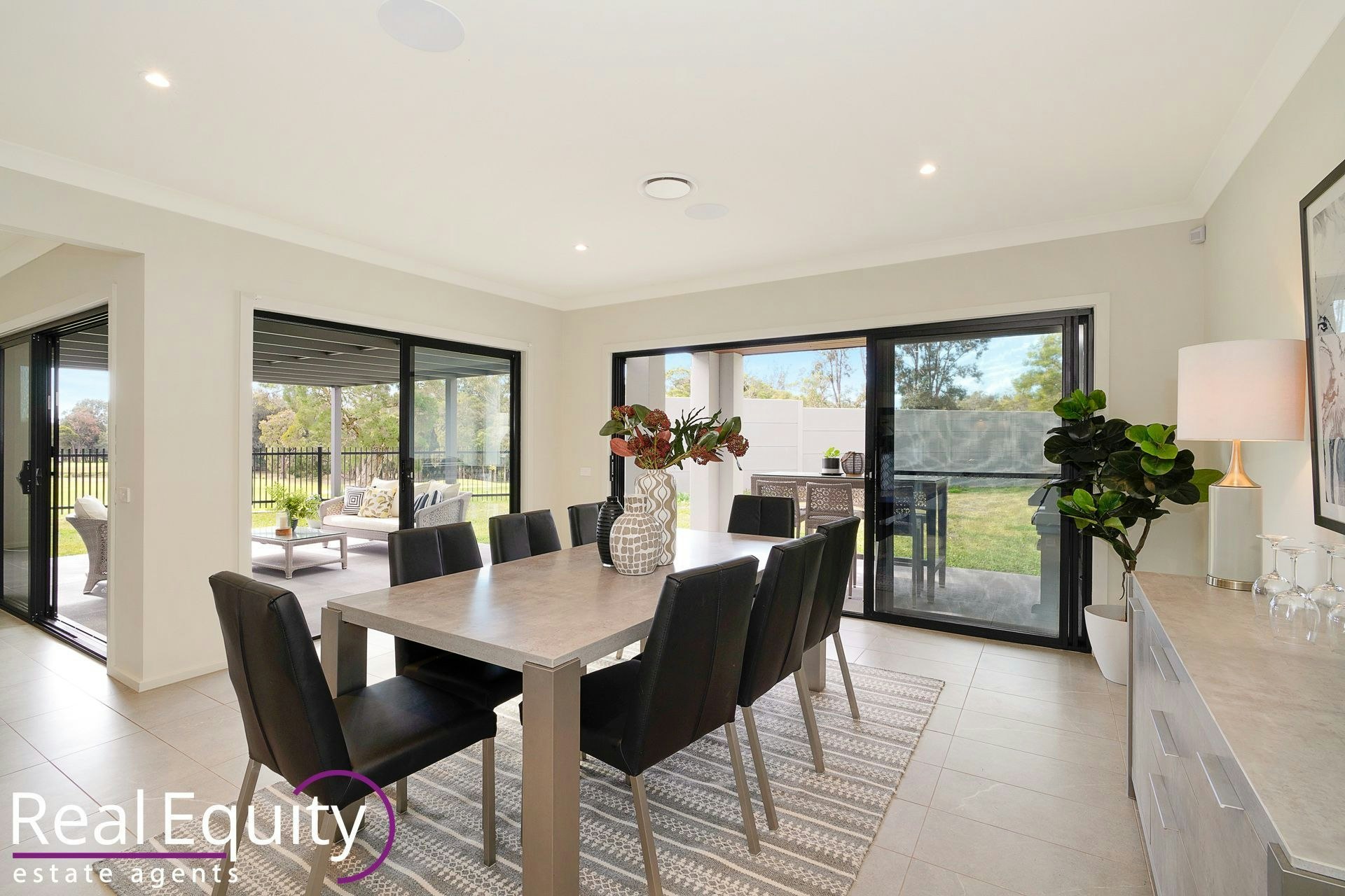 Image of dining room
