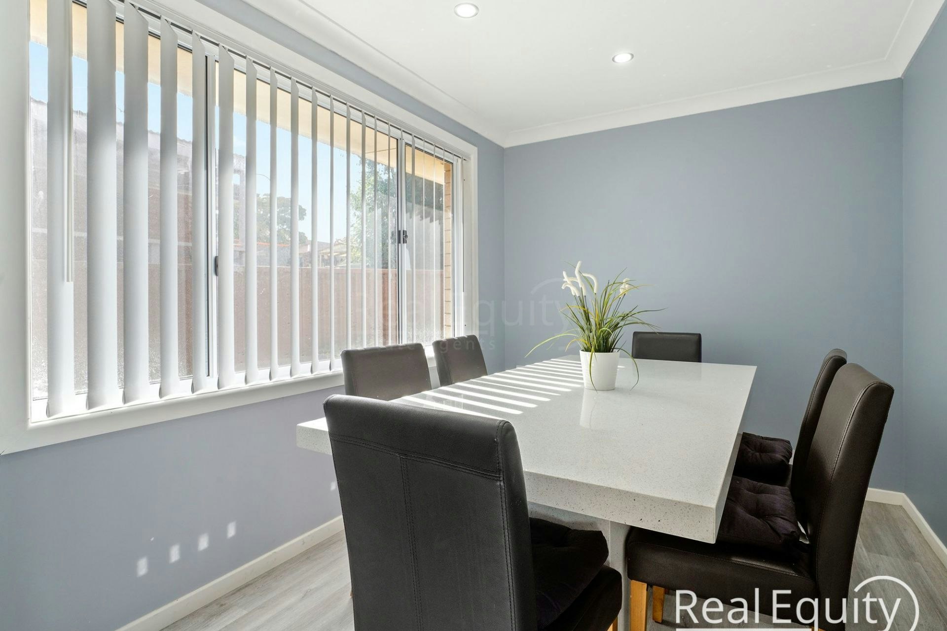 Image of dining room