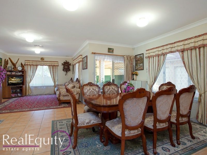 Image of dining room