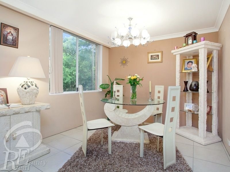 Image of dining room