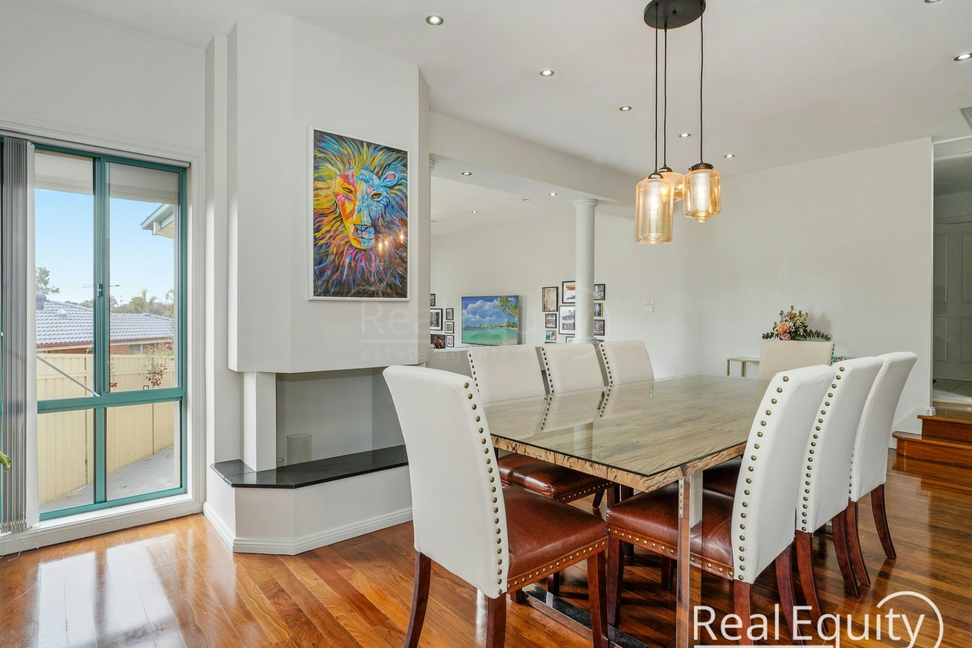 Image of dining room