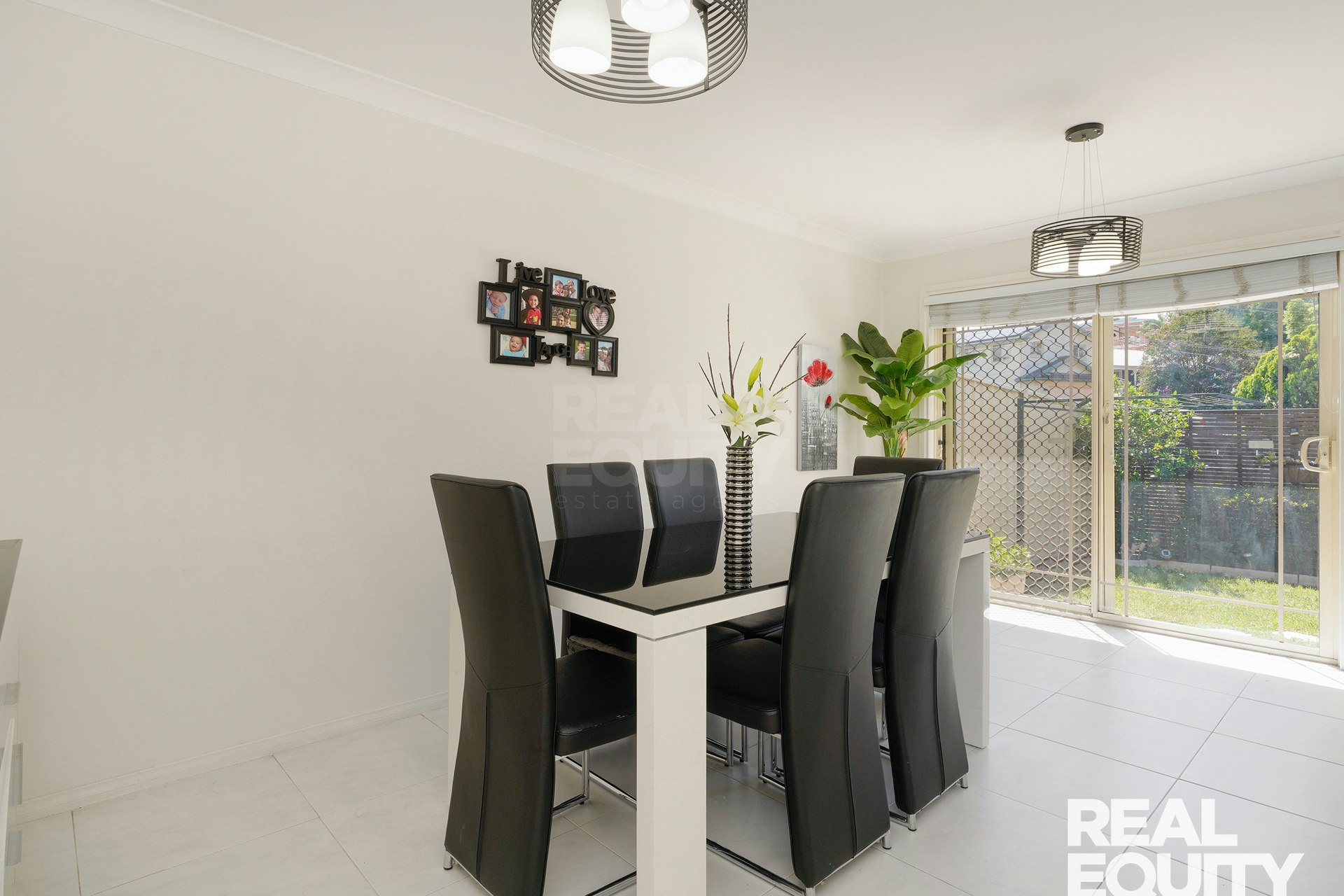 Image of dining room
