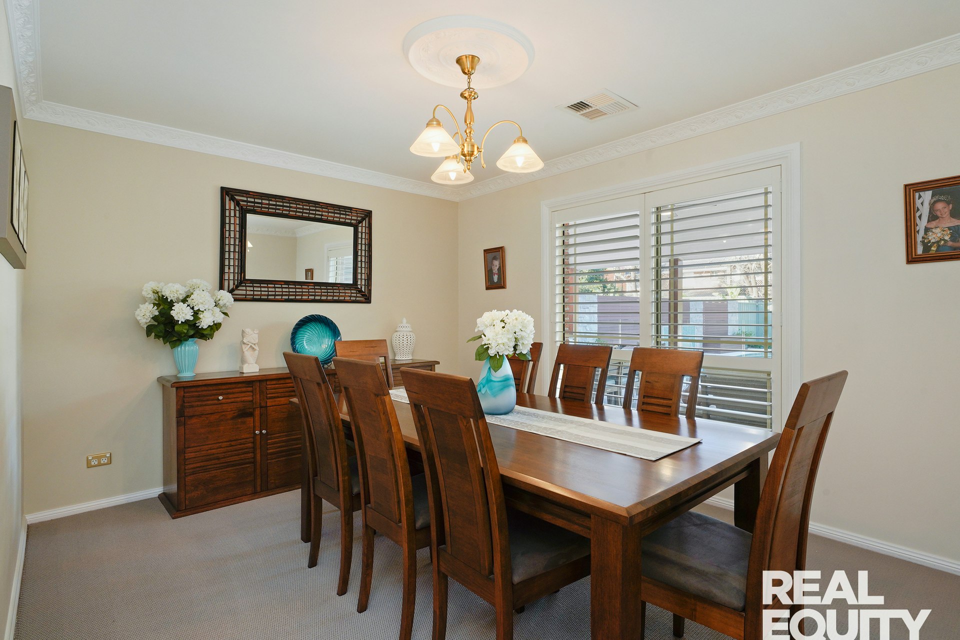 Image of dining room