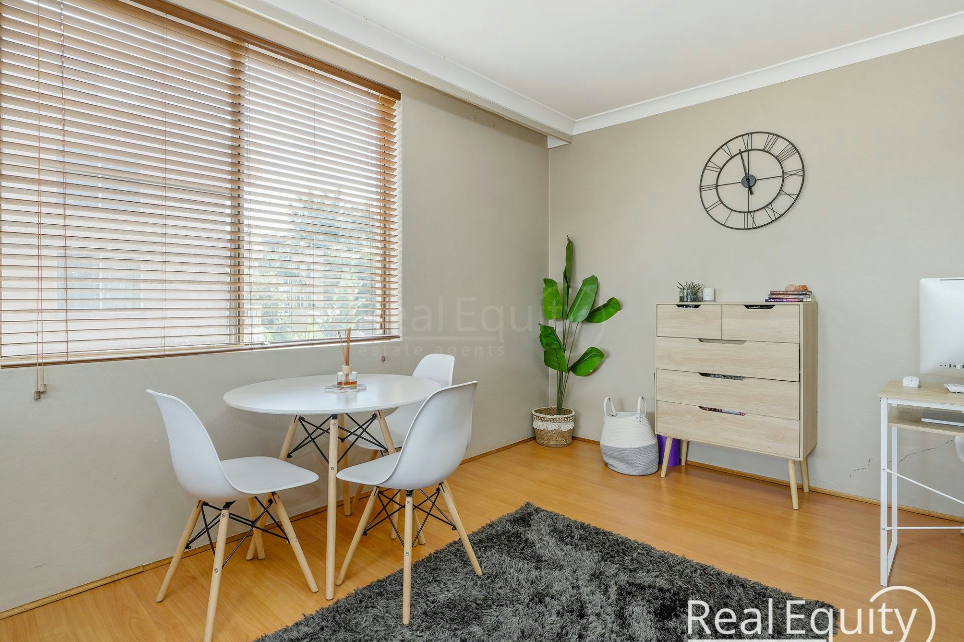 Image of dining room