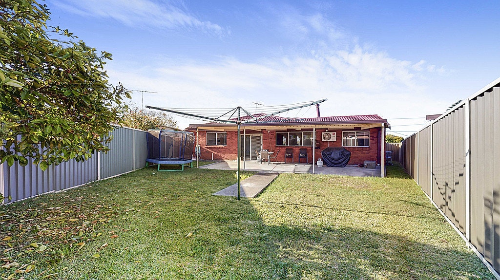 Image of backyard