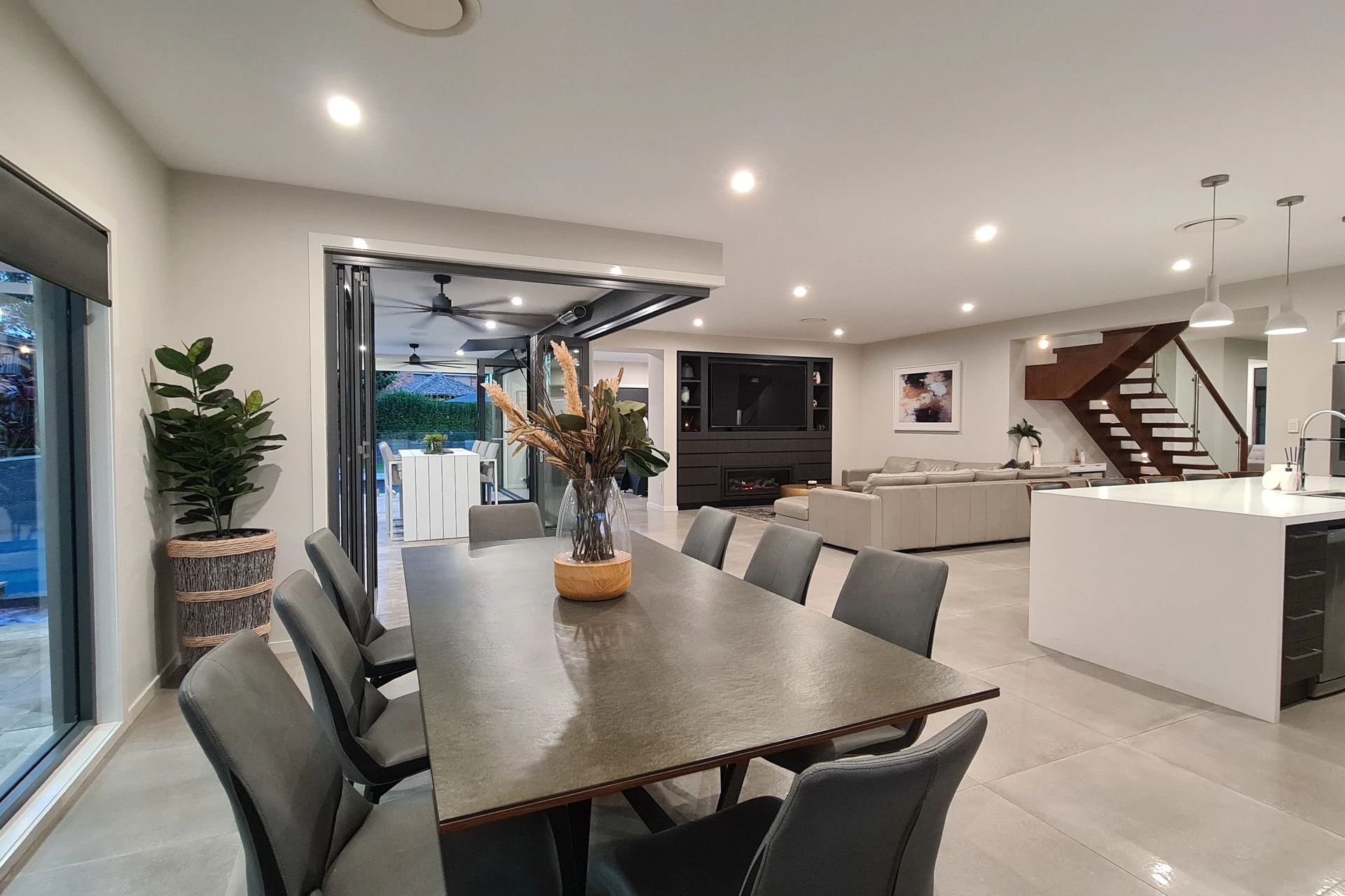 dining room