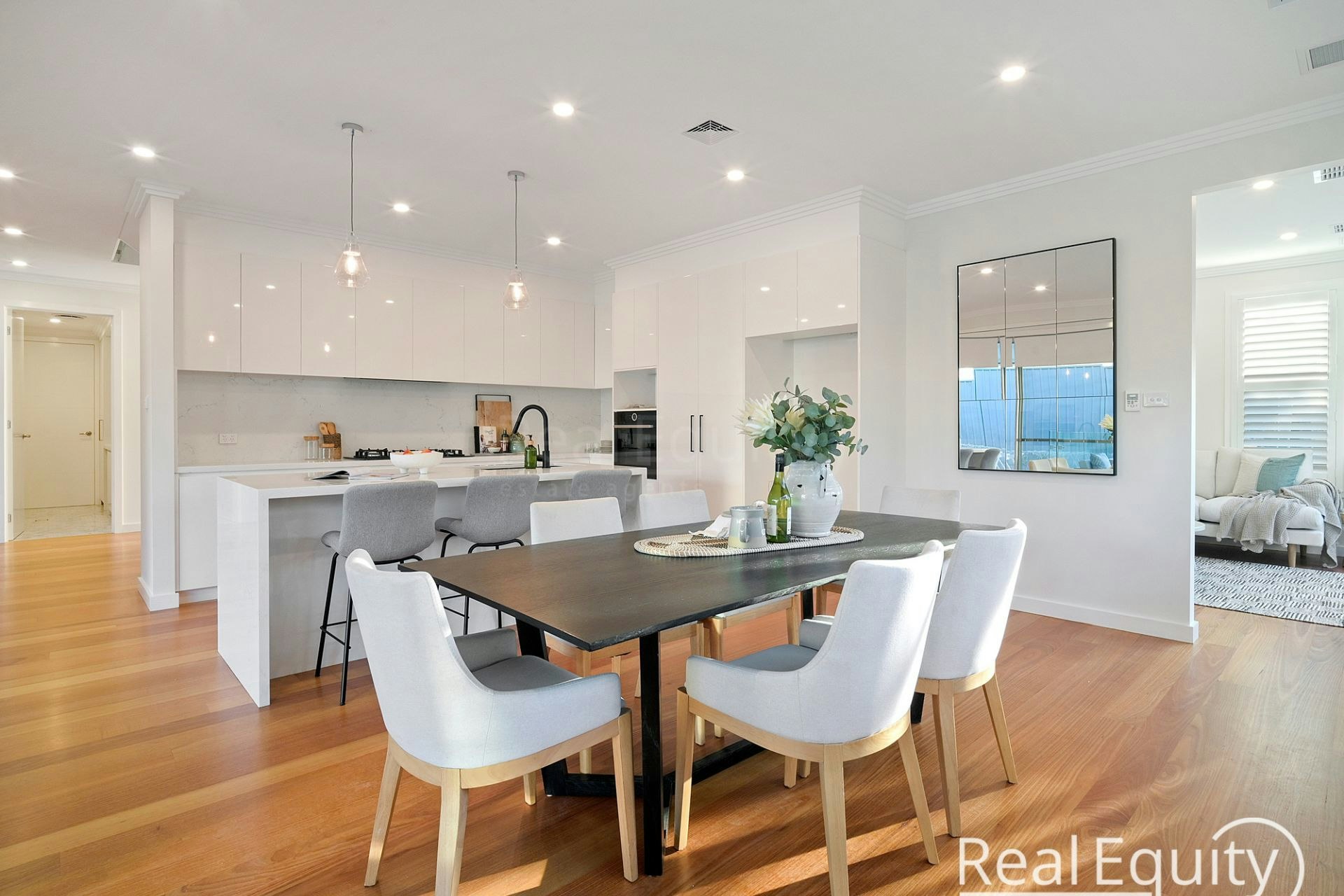 Image of dining room