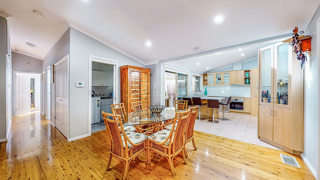 Image of dining room