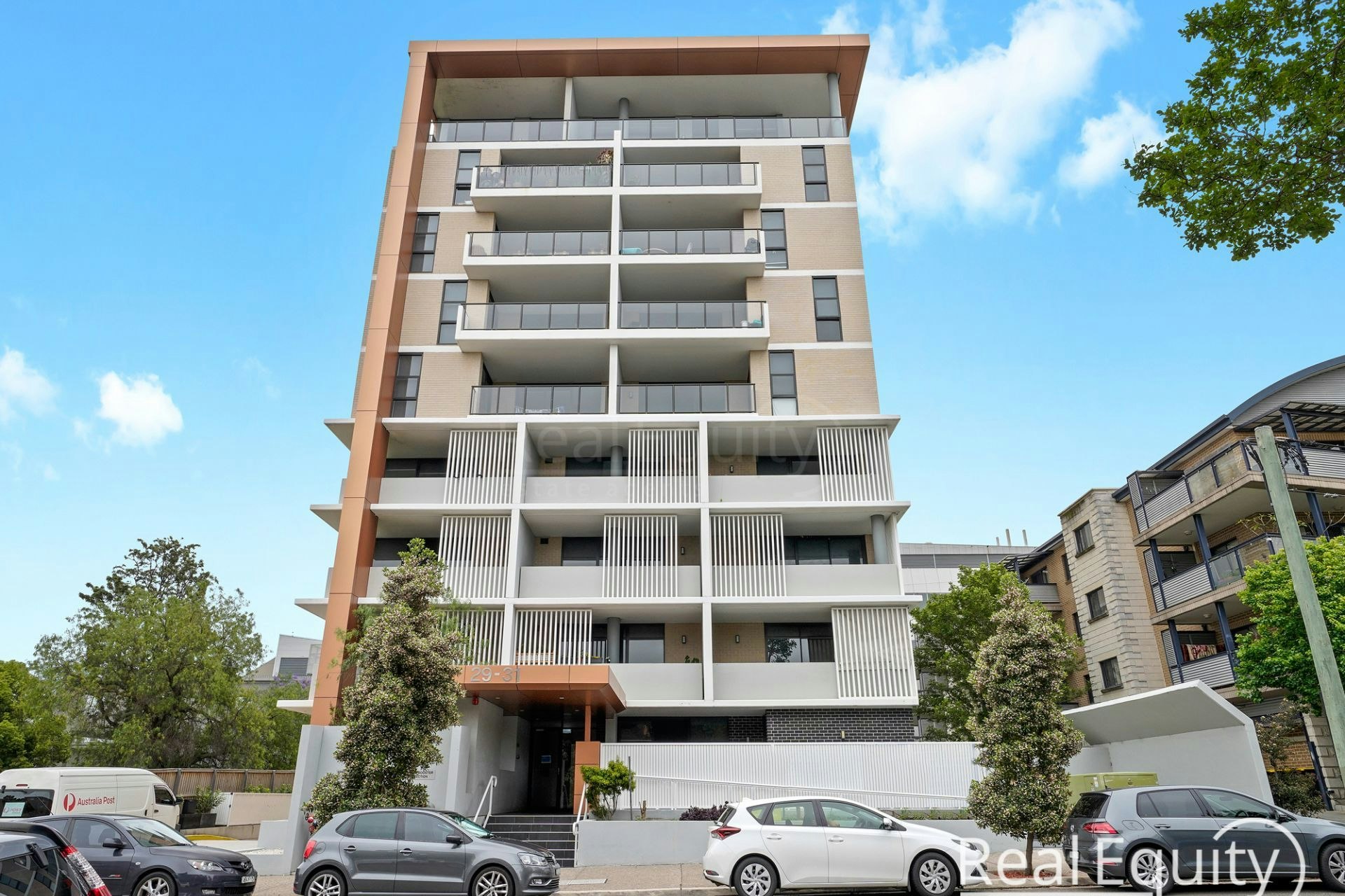 Image of apartment building
